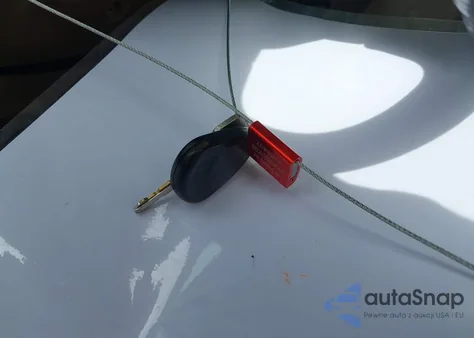 2002 Toyota Tundra z USA, uszkodzony, nr VIN 5TBJN32172S330160